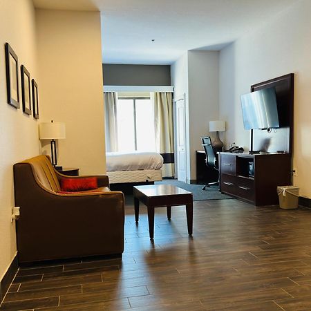 Comfort Suites Plymouth Near Us-30 Luaran gambar