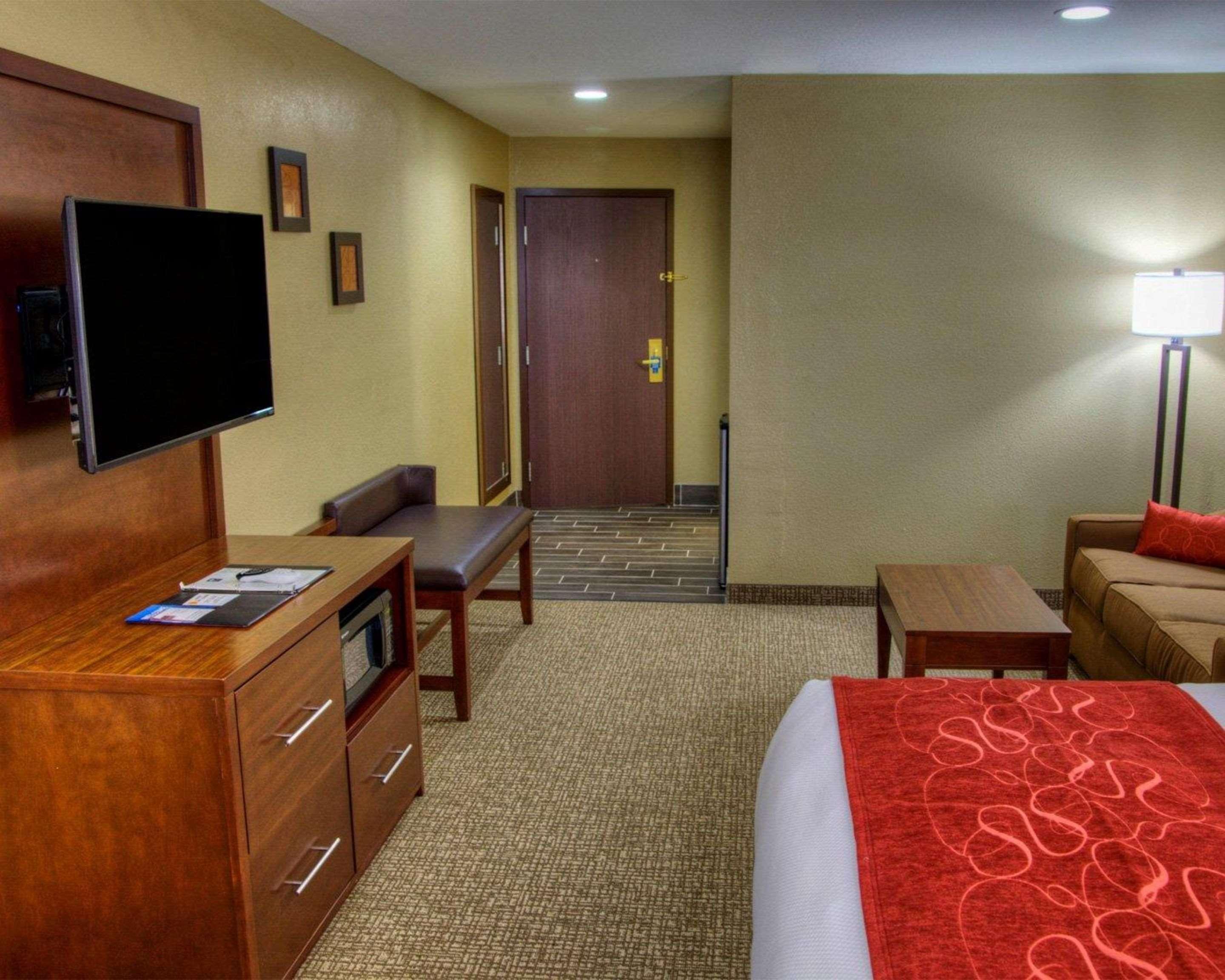 Comfort Suites Plymouth Near Us-30 Luaran gambar
