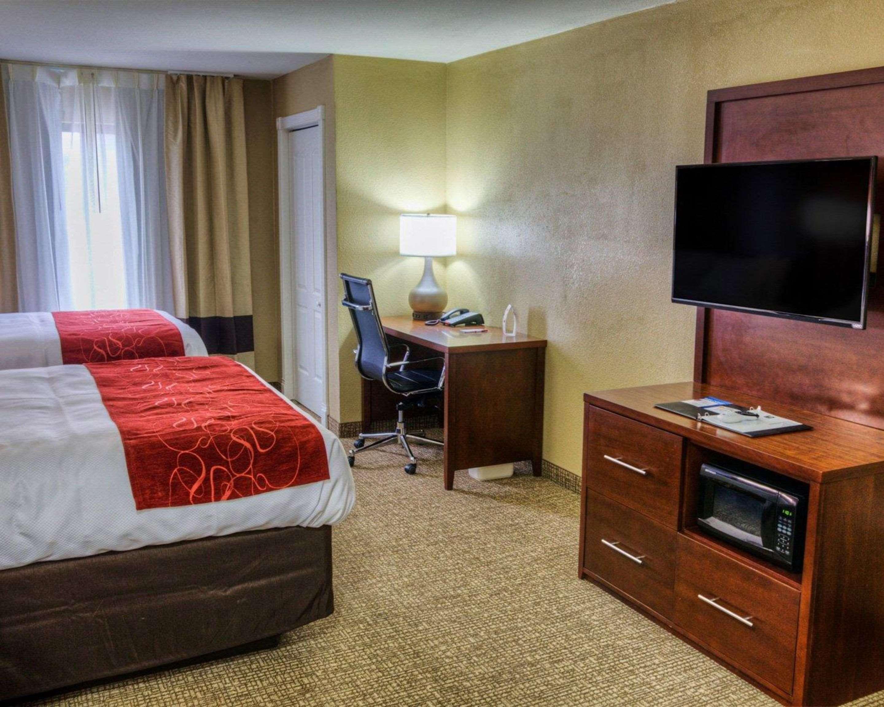 Comfort Suites Plymouth Near Us-30 Luaran gambar