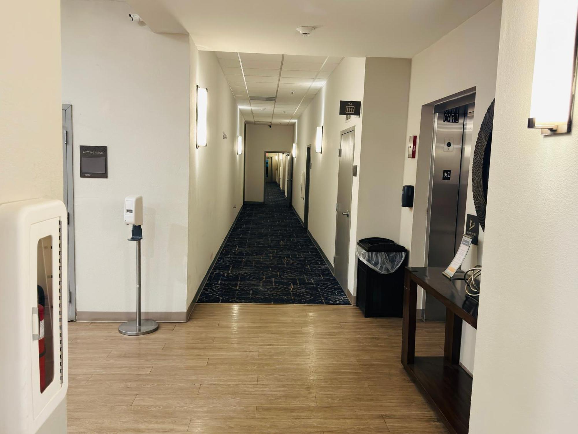 Comfort Suites Plymouth Near Us-30 Luaran gambar